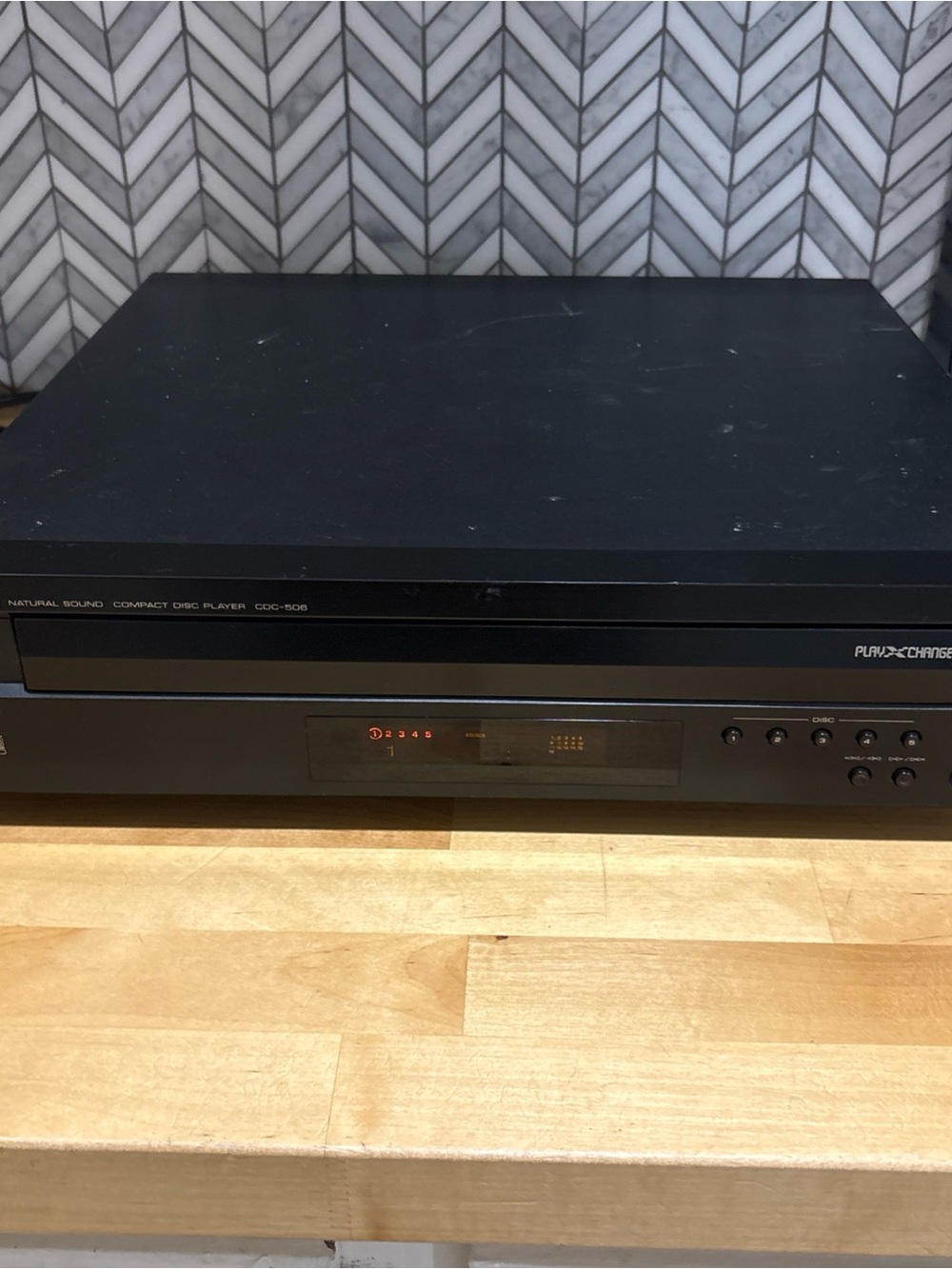 Yamaha Natural Sound 5 Disk Compact Disk Player CDC-506 Tested